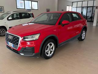 AUDI Q2 35 TFSI S tronic Business