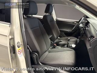 VOLKSWAGEN T-Cross usata, con Autoradio