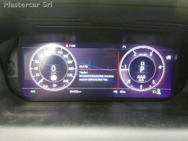 LAND ROVER Discovery Sport usata, con Autoradio digitale