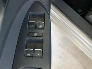 VOLKSWAGEN Touran usata, con MP3