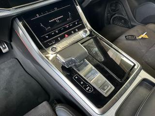 AUDI Q8 usata, con Specchietti laterali elettrici