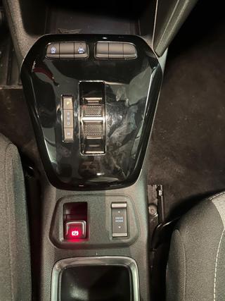 OPEL Corsa usata, con Park Distance Control