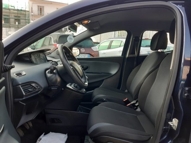LANCIA Ypsilon usata, con Servosterzo