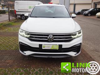 VOLKSWAGEN Tiguan usata, con Airbag laterali