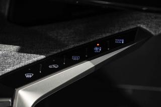 PEUGEOT 3008 usata, con Park Distance Control