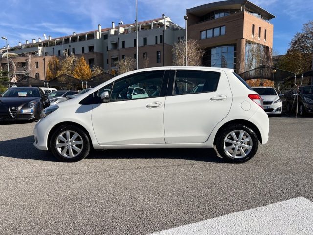 TOYOTA Yaris usata, con Controllo automatico clima