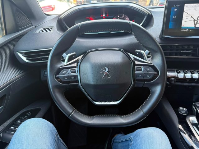 PEUGEOT 3008 usata, con Climatizzatore