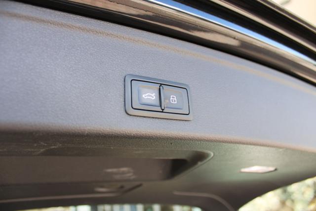AUDI A4 usata, con Fari Xenon