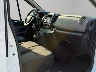 RENAULT Trafic usata, con Specchietti laterali elettrici