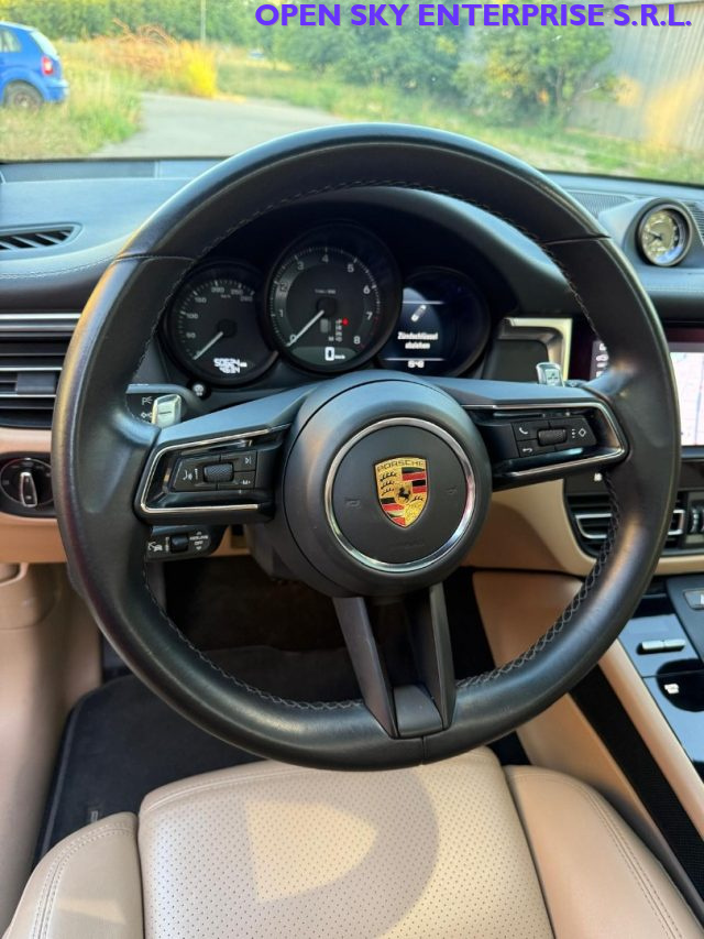 PORSCHE Macan usata, con Park Distance Control