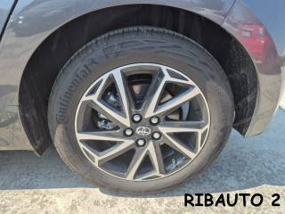 TOYOTA Yaris usata, con Volante in pelle