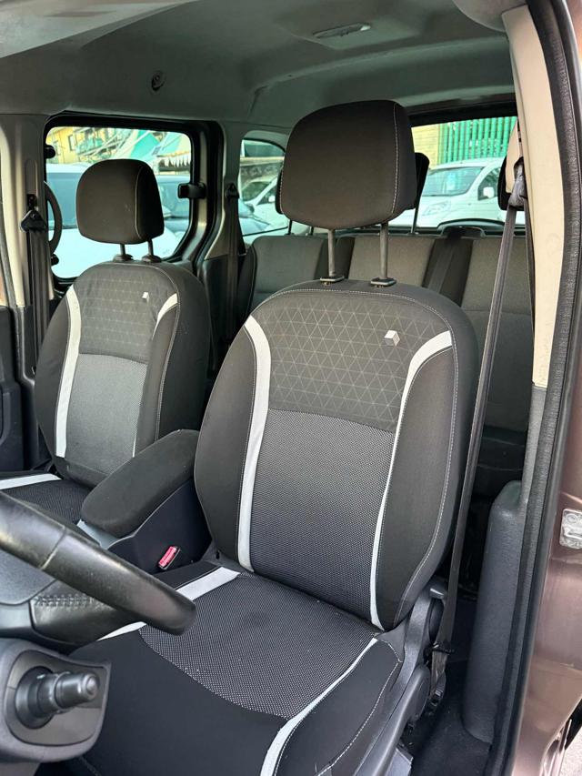 RENAULT Kangoo usata, con Fendinebbia