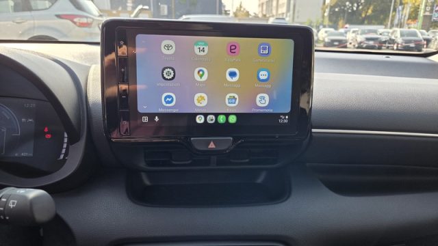 TOYOTA Yaris usata, con Controllo elettronico della corsia