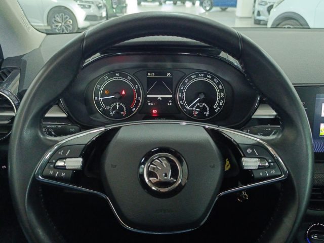 SKODA Fabia usata, con Bluetooth