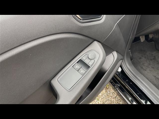 RENAULT Clio usata, con Hill holder