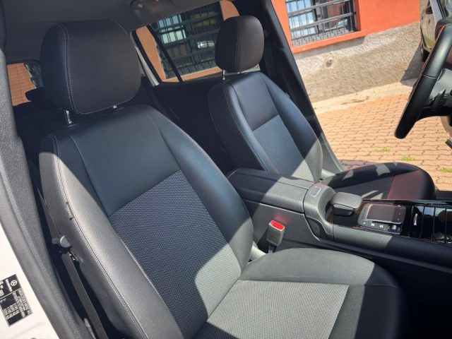 MERCEDES-BENZ GLB 200 usata, con Luci diurne LED