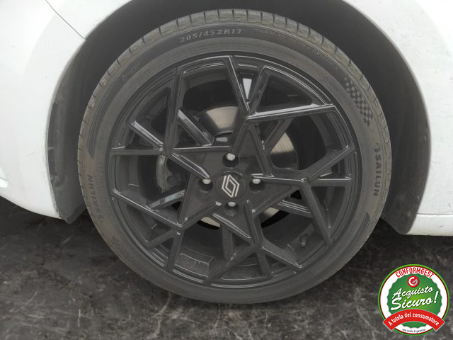 RENAULT Clio usata, con Controllo trazione