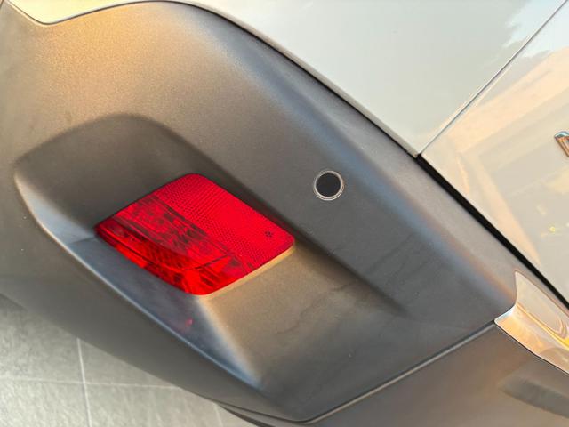 PEUGEOT 2008 usata, con Sensori di parcheggio posteriori