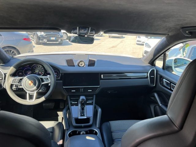 PORSCHE Cayenne usata, con Cruise Control