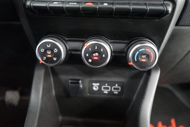 RENAULT Clio usata, con Servosterzo