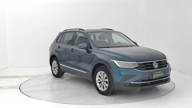 VOLKSWAGEN Tiguan usata, con Boardcomputer