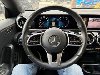 MERCEDES-BENZ CLA 180 usata, con Controllo automatico clima