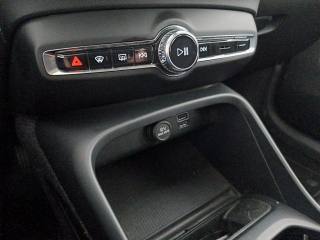 VOLVO XC40 usata, con Touch screen