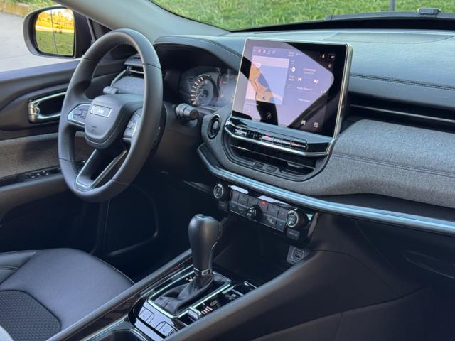 JEEP Compass usata, con Volante in pelle