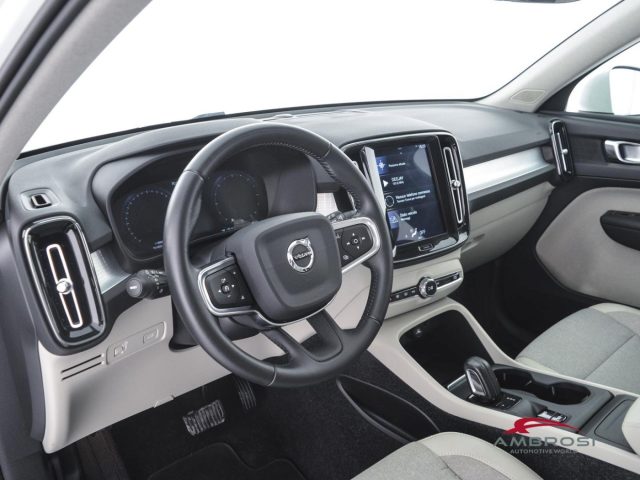 VOLVO XC40 usata 7