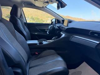 PEUGEOT 3008 usata, con Sistema di navigazione