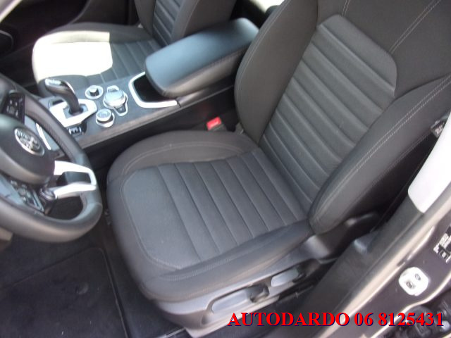 ALFA ROMEO Stelvio usata, con Hill holder