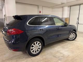 PORSCHE Cayenne usata, con Autoradio