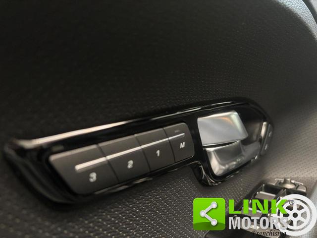 LAND ROVER Range Rover Evoque usata, con Trazione integrale