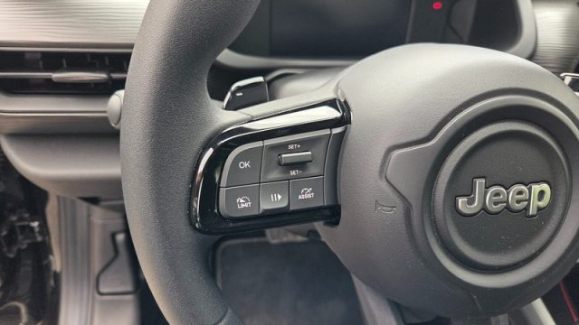 JEEP Avenger usata, con Servosterzo
