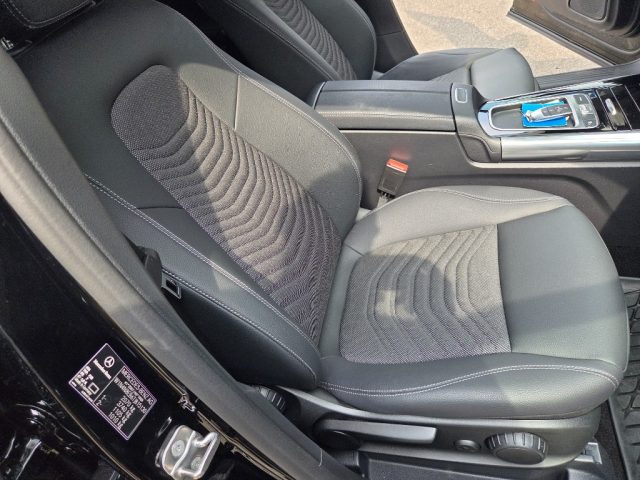 MERCEDES-BENZ GLA 180 usata, con Fendinebbia