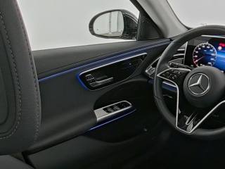 MERCEDES-BENZ E 220 usata, con Climatizzatore