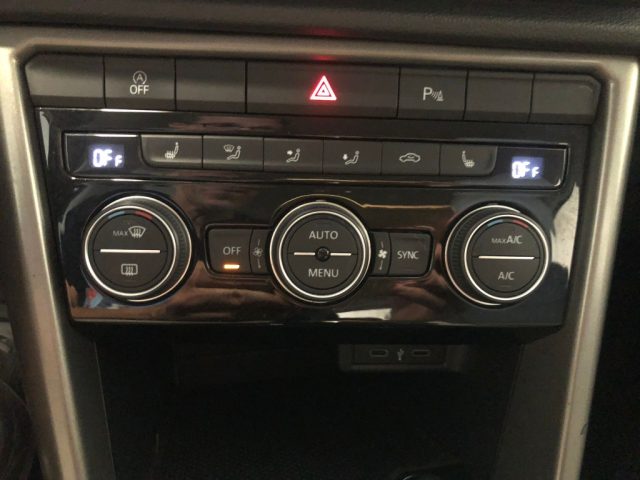 VOLKSWAGEN T-Roc usata, con Chiusura centralizzata