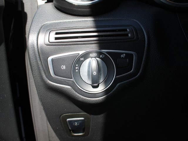 MERCEDES-BENZ GLC 220 usata, con USB