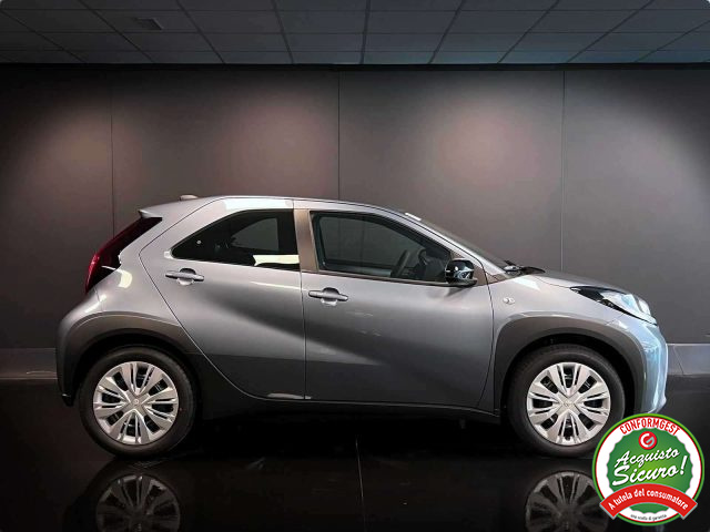 TOYOTA Aygo X usata 4