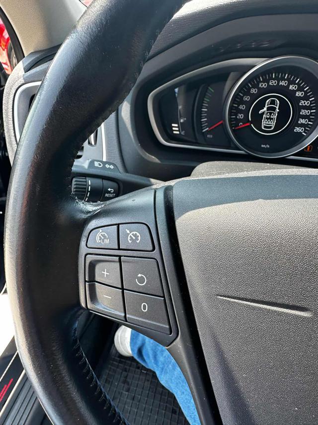 VOLVO V40 usata, con Vivavoce