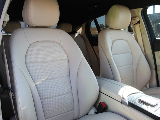 MERCEDES-BENZ GLC 300 usata, con Controllo automatico clima