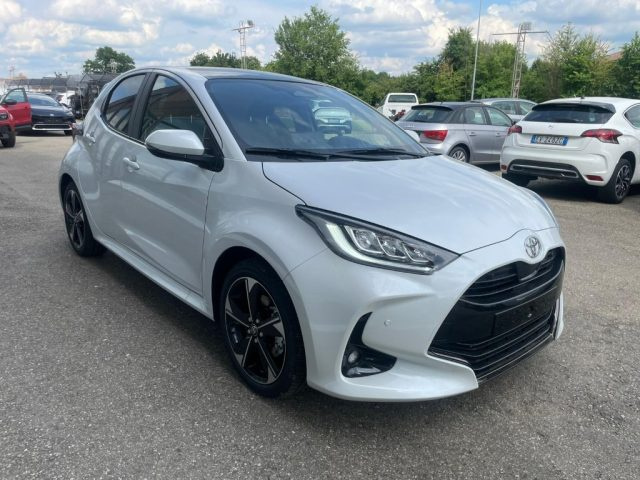 TOYOTA Yaris usata, con Cerchi in lega