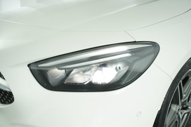 MERCEDES-BENZ CLA usata 13