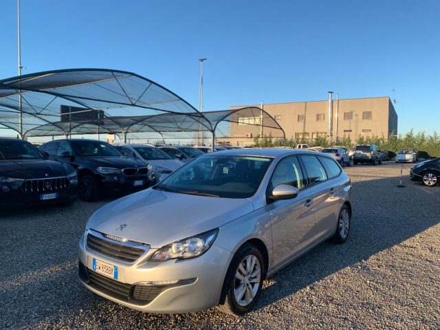 PEUGEOT 308 usata, con ABS