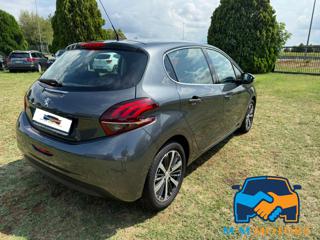 PEUGEOT 208 usata, con Alzacristalli elettrici