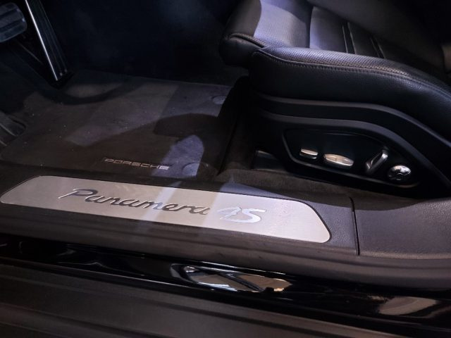PORSCHE Panamera usata, con Fendinebbia
