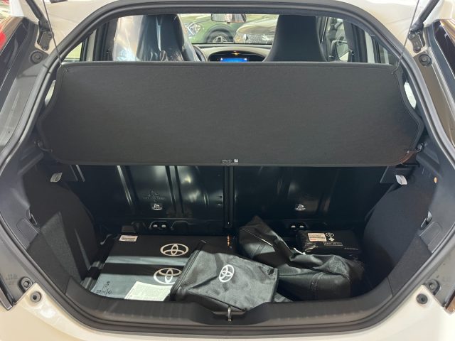 TOYOTA Aygo usata, con USB