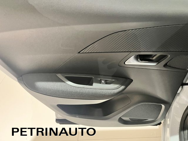 PEUGEOT 2008 usata, con Sedile posteriore sdoppiato