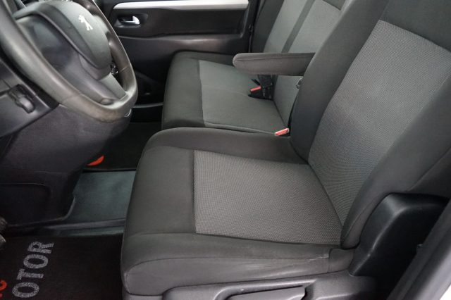 PEUGEOT Traveller usata 30