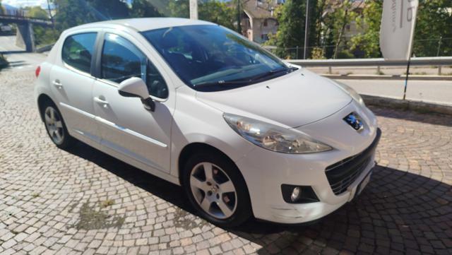 PEUGEOT 207 usata, con Airbag
